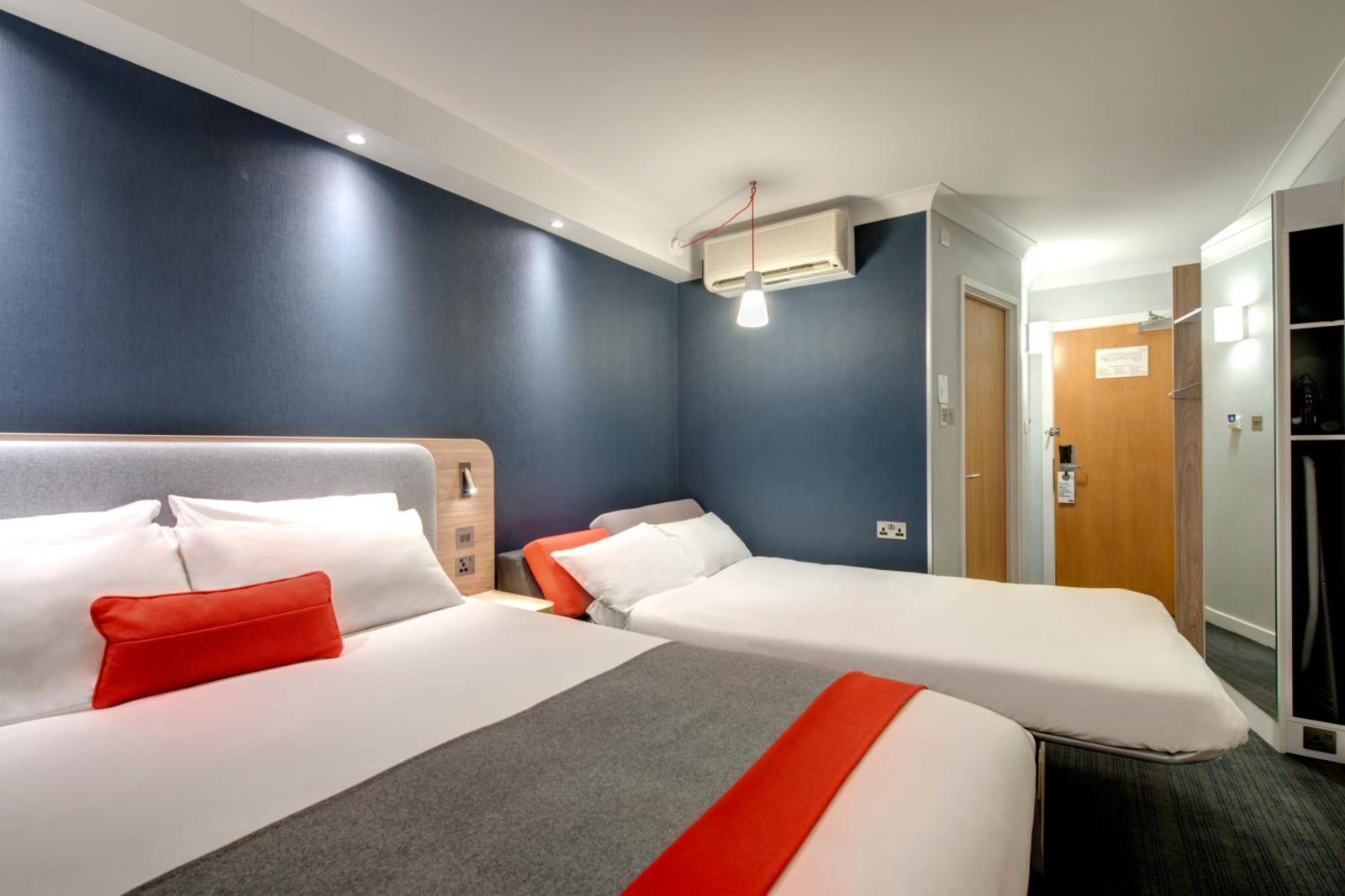 Holiday Inn Express Edinburgh - Leith Waterfront by IHG — photo 3