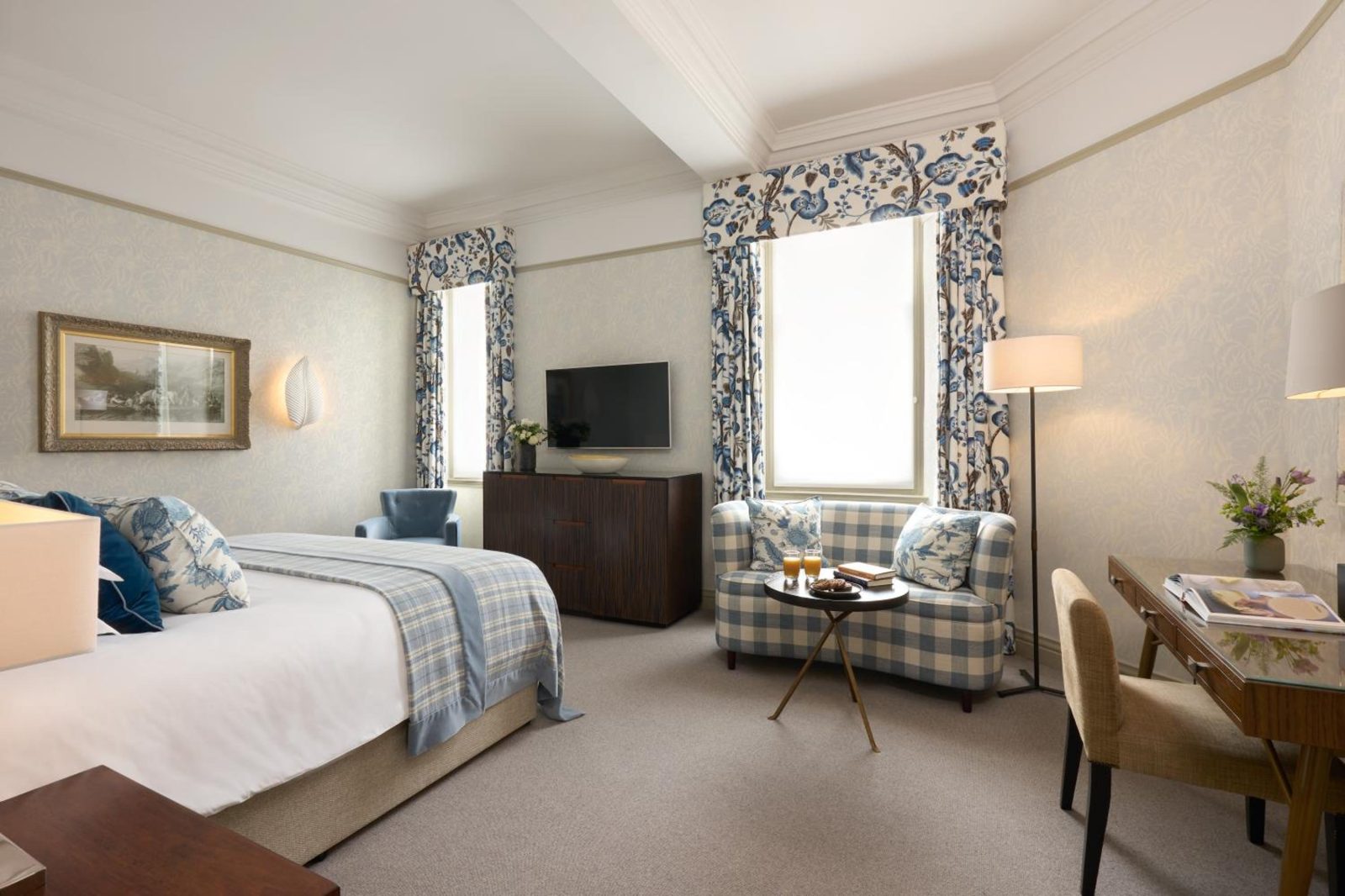 The Balmoral Hotel — photo 3