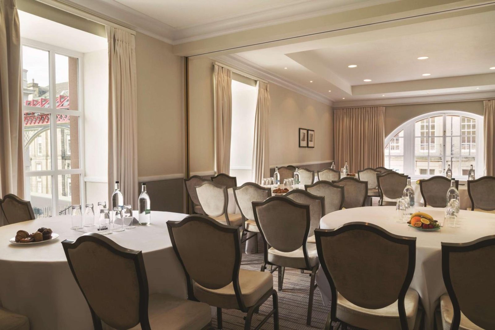 The Caledonian Edinburgh, Curio Collection by Hilton — photo 4